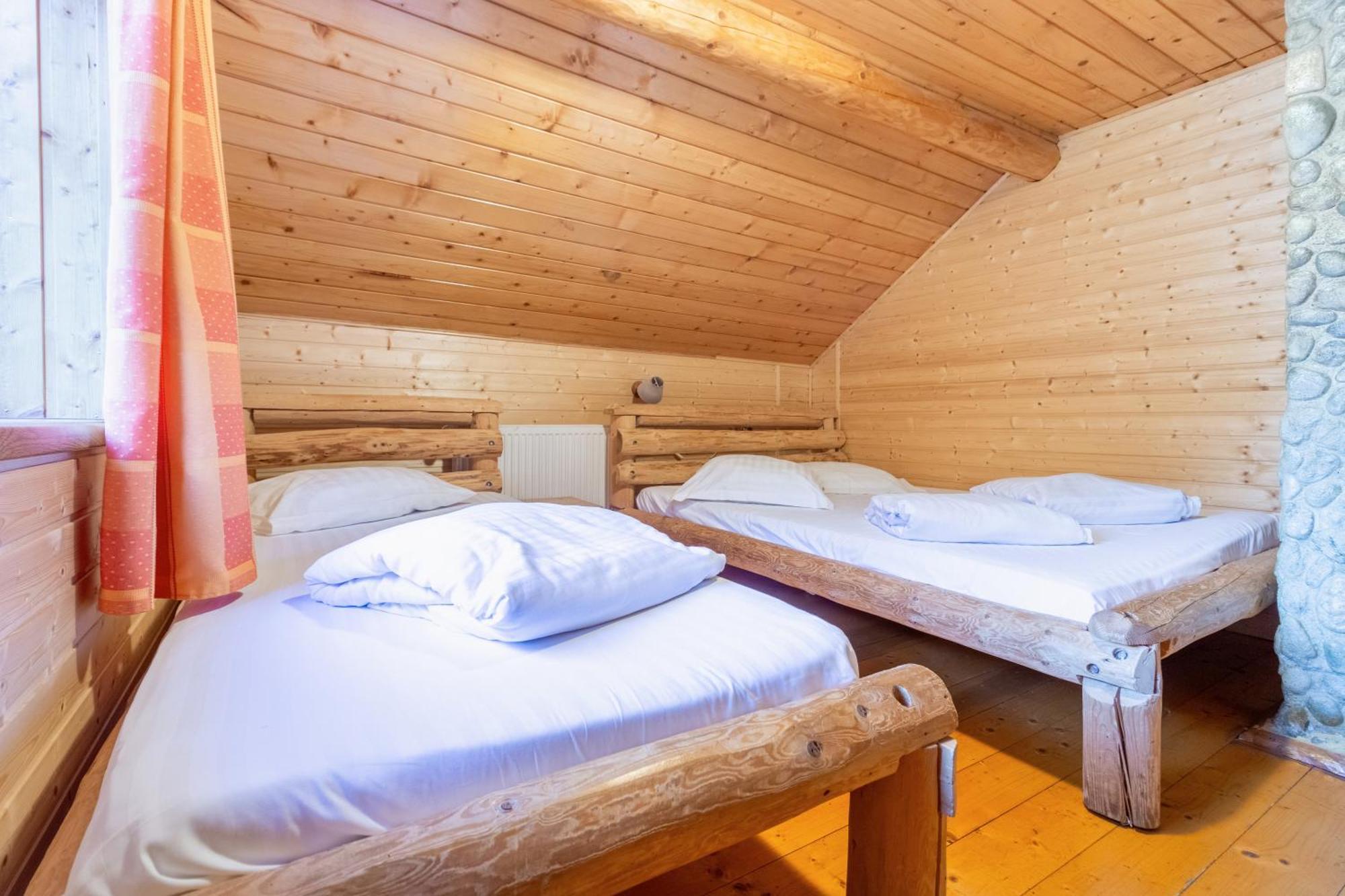 Resort 7 Crai - Cabana Baciu Zărneşti Kültér fotó