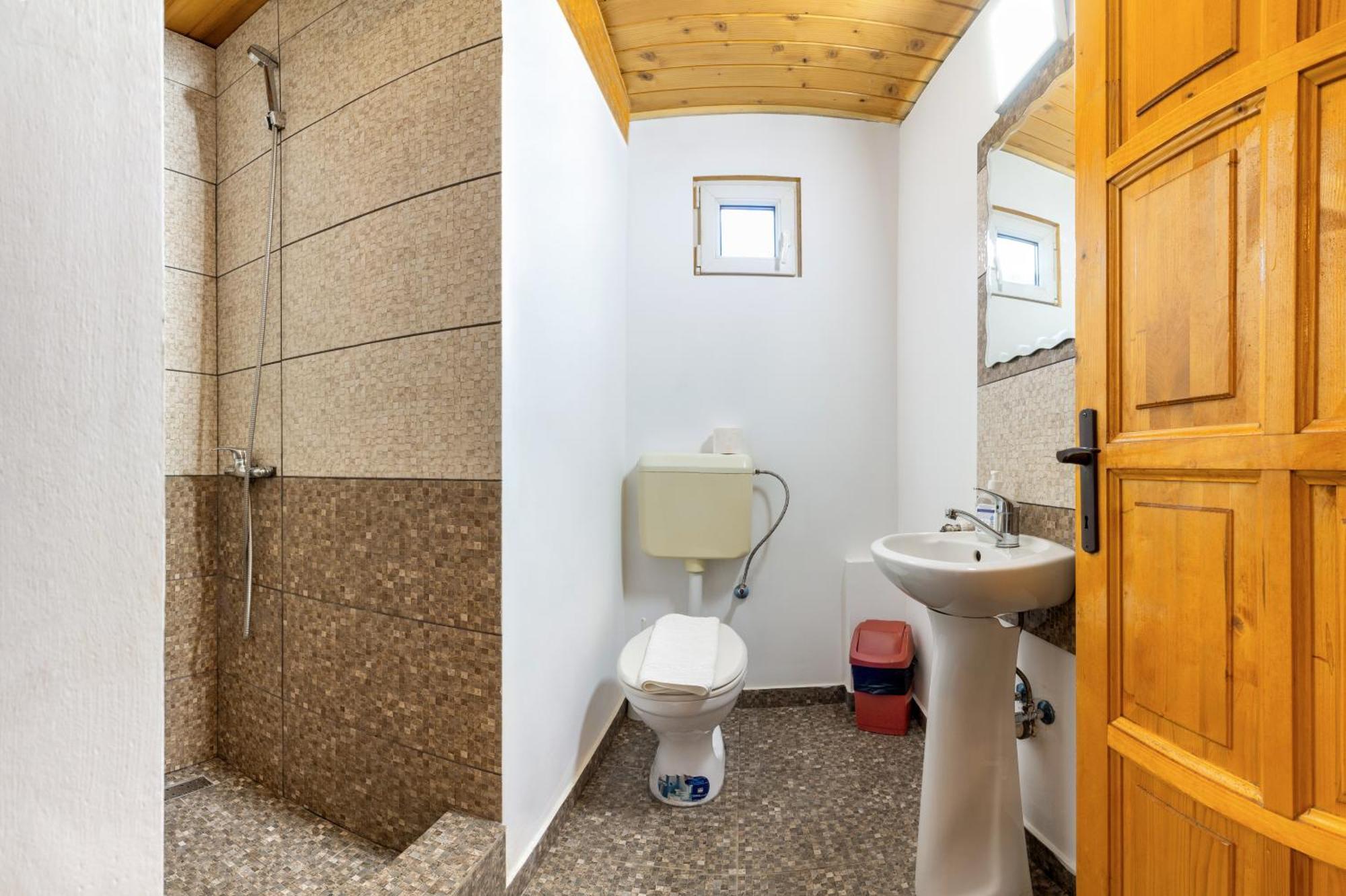 Resort 7 Crai - Cabana Baciu Zărneşti Kültér fotó